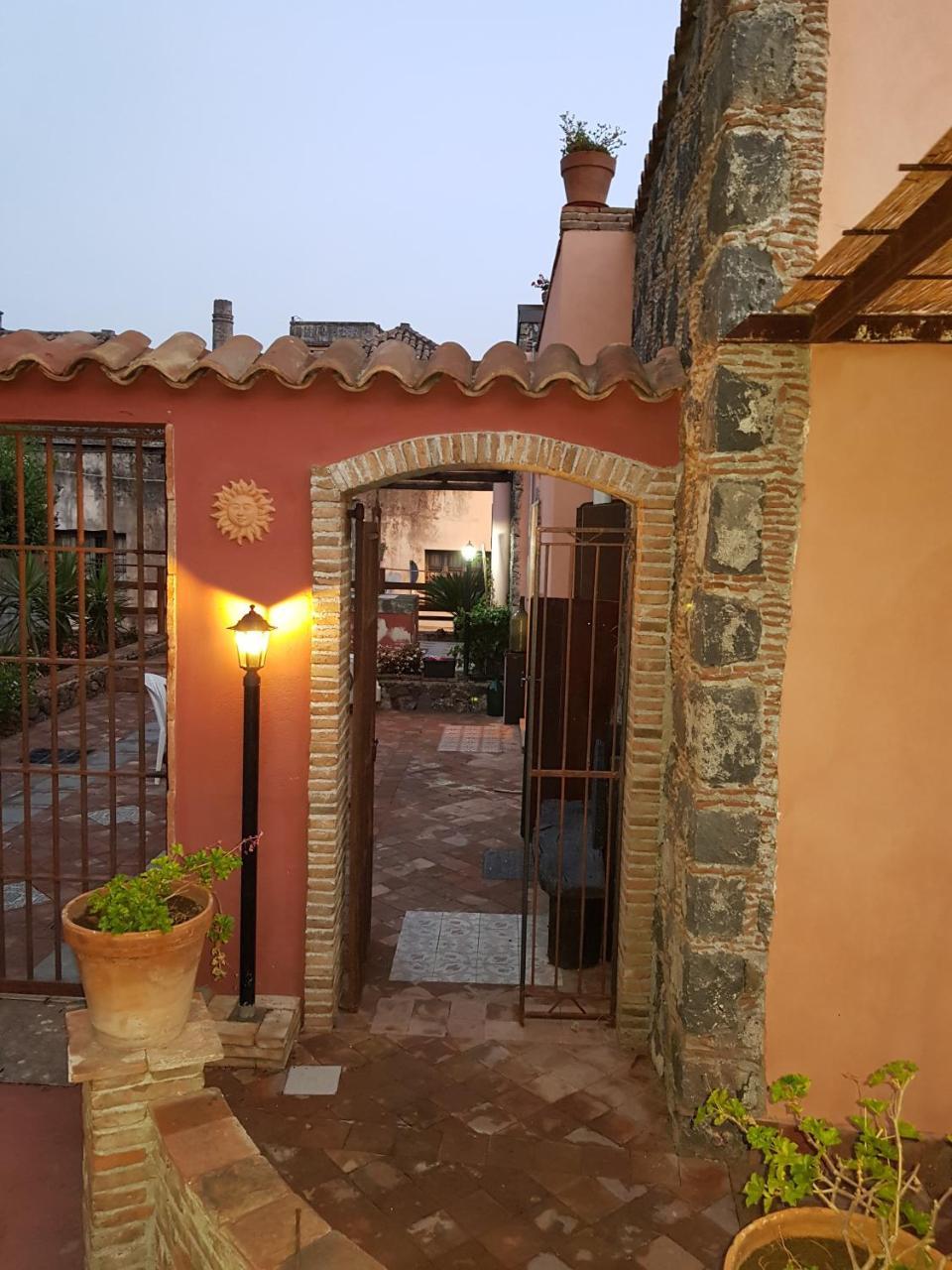 Vila Original Sicily House Santa Venerina Exteriér fotografie
